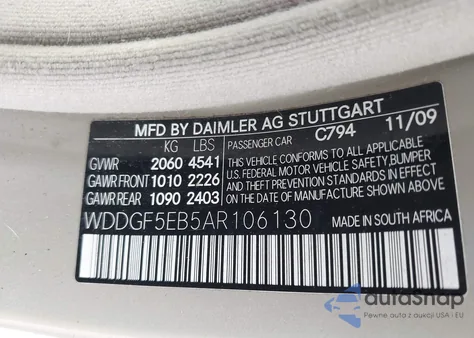 2010 Mercedes-Benz C 300 Sport z USA, uszkodzony, nr VIN WDDGF5EB5AR106130